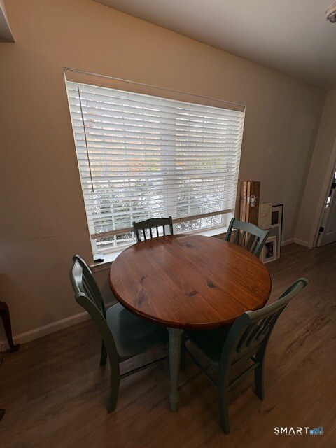 Building Photo - 77 Lyme St