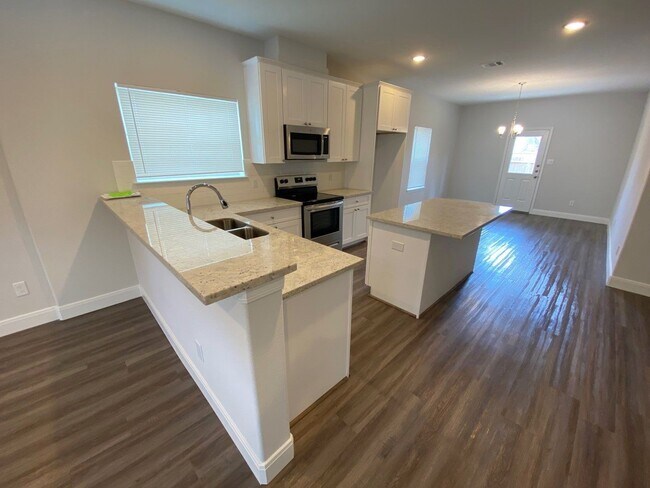 Building Photo - 8214 Parker Rd