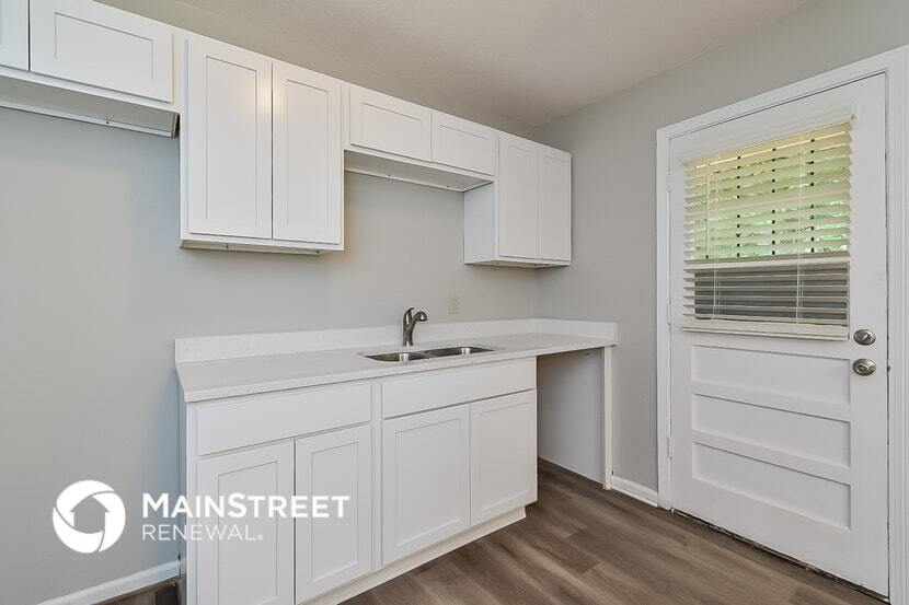 Building Photo - 4798 Chuck Ave