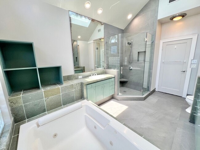 Building Photo - Pristine 3 Bedroom Craftsman House in Belm...