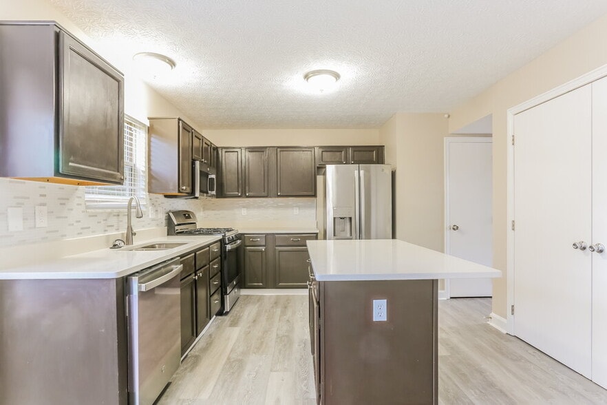 Building Photo - 8711 Firstgate Dr