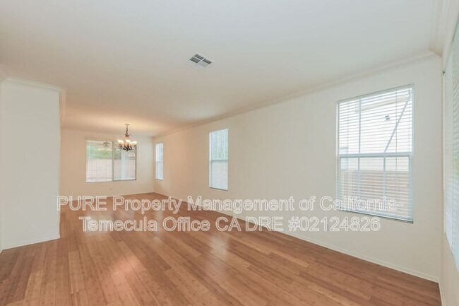 Building Photo - 23641 Groveland Pl