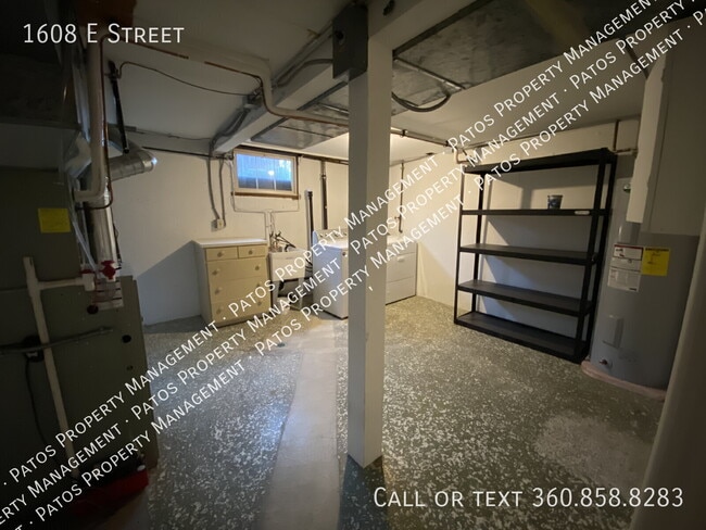 Building Photo - 1608 E St