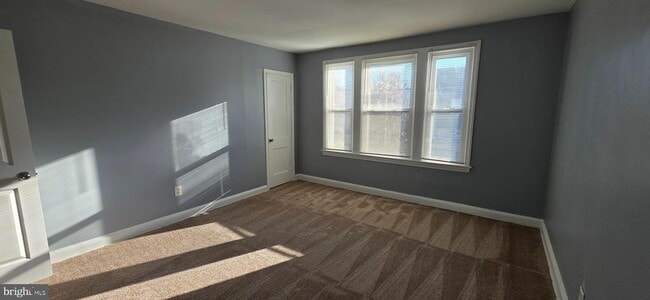 Building Photo - 1220 16th St NE