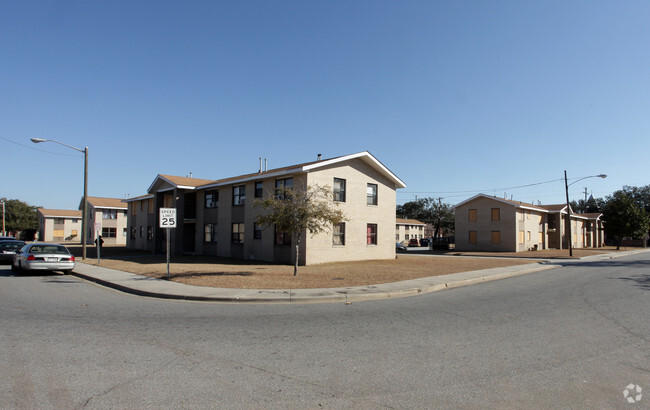 Building Photo - Simon F Frazier Homes