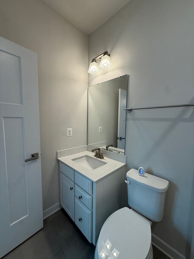 Building Photo - Stunning Greenleigh Home with 4 Bedrooms, 4.5 Baths & Designer Kitchen