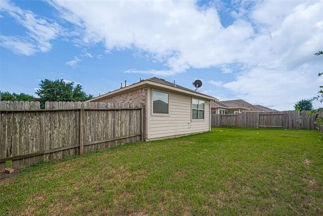 Building Photo - 18302 Red Oak Manor Ln