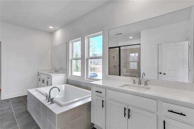 Building Photo - 1997 Freestone Wy