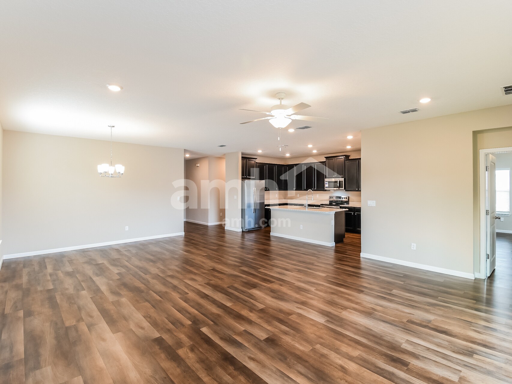 Building Photo - 163 Hemlock Point