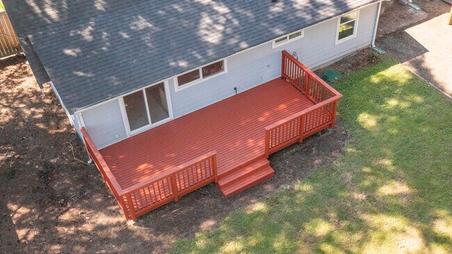 Building Photo - 38244 SE 85th St