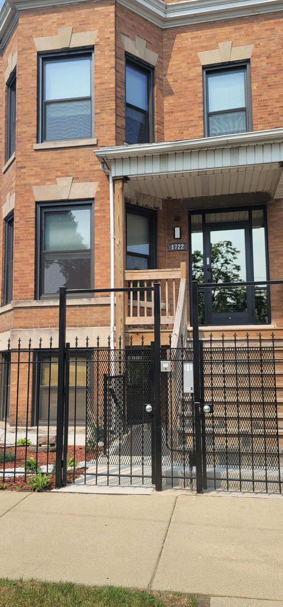 Building Photo - 1722 N Keating Ave