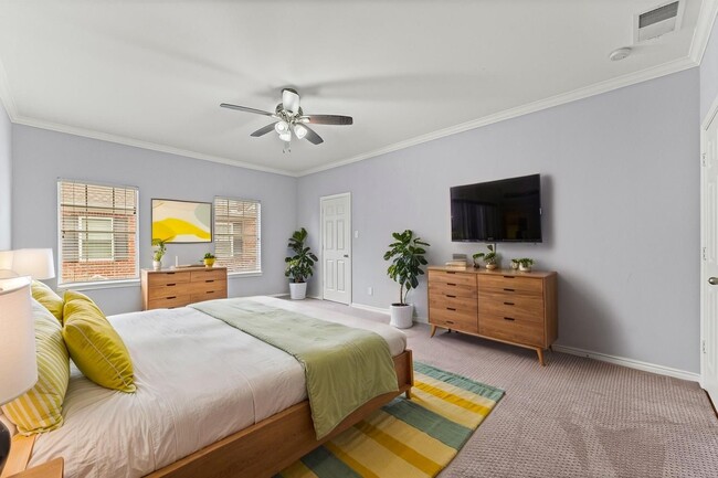 Building Photo - 6839 Staffordshire Blvd