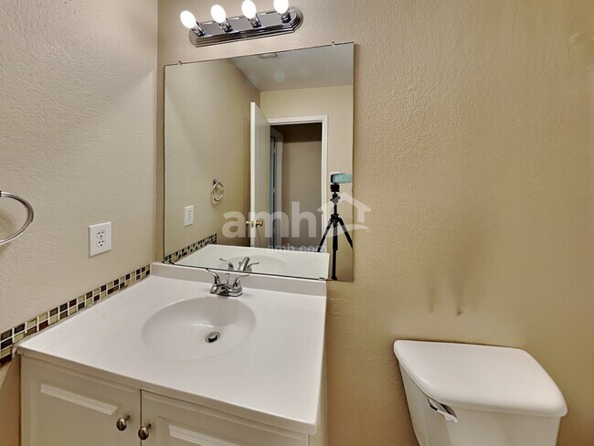 Building Photo - 3841 Chimney Rock Dr