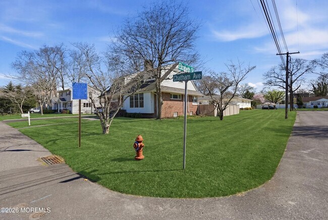 Building Photo - 227 Chatham Ave