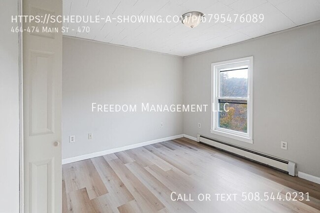 Building Photo - 464-474 Main St-470