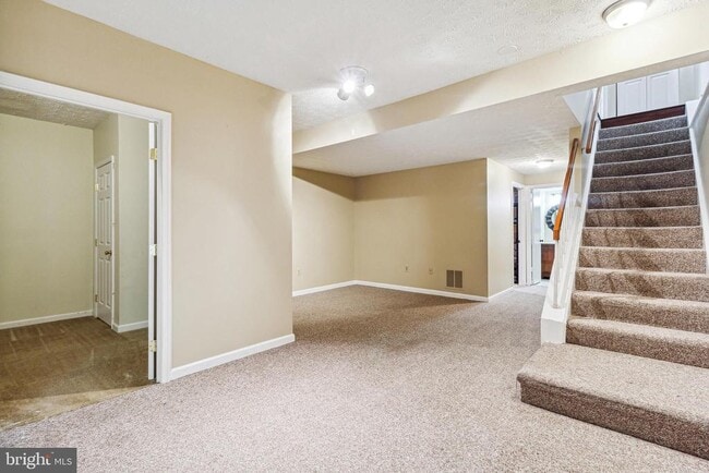 Building Photo - 14512 Mayfair Dr