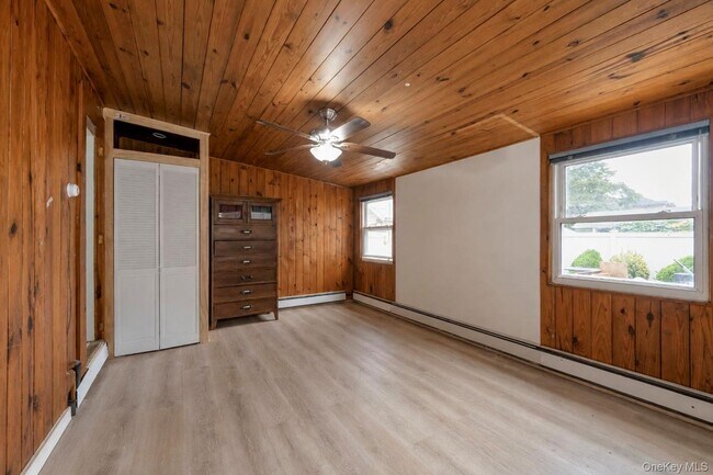Building Photo - 261-11 83rd Ave