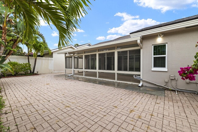 Building Photo - 187 Harbourside Cir