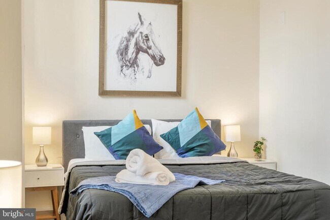 Building Photo - 1836 Delancey St