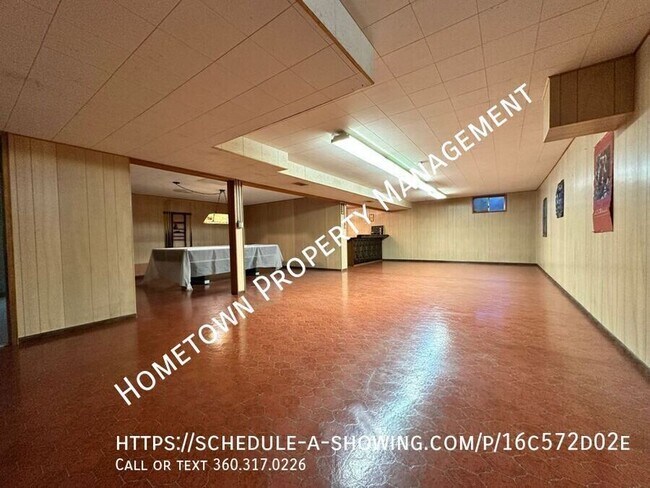 Building Photo - 1608 22nd Ave SE