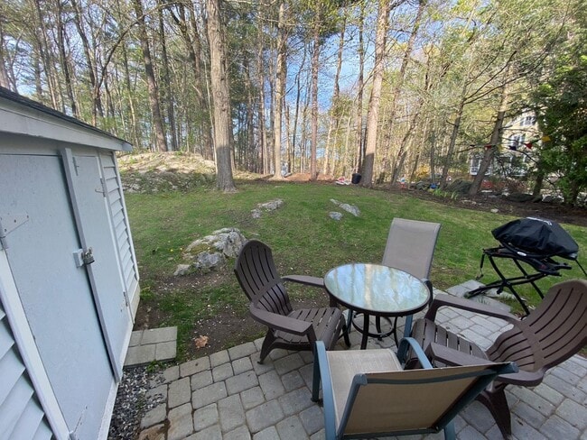 Building Photo - 777 Middle Rd