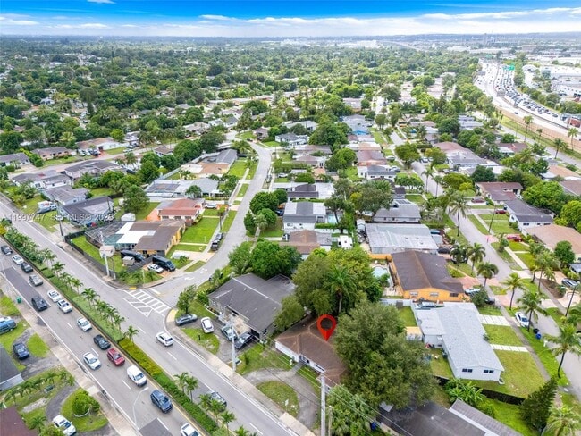 Building Photo - 17930 NE 6th Ave