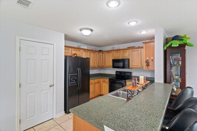 Building Photo - 291 Dahlquist Dr