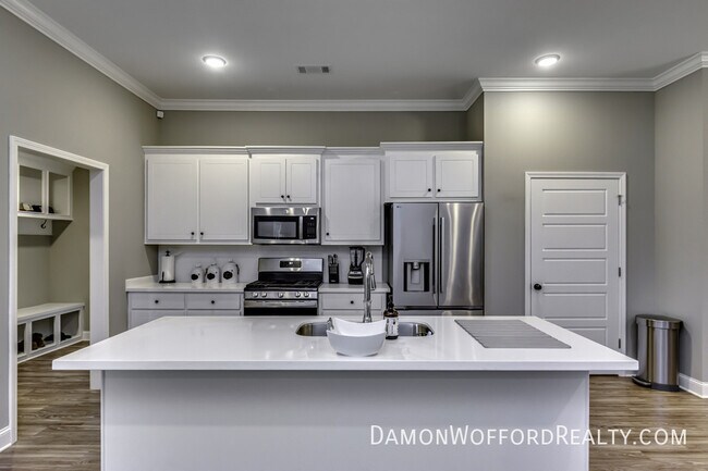 Building Photo - 538 Patrick Farms Dr
