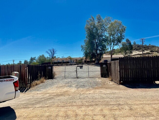 Building Photo - Work & Live on beautiful piece of property