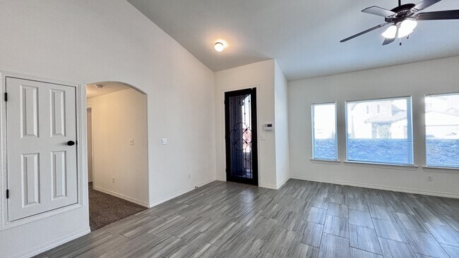 Building Photo - 12821 Rock Cliff Ave