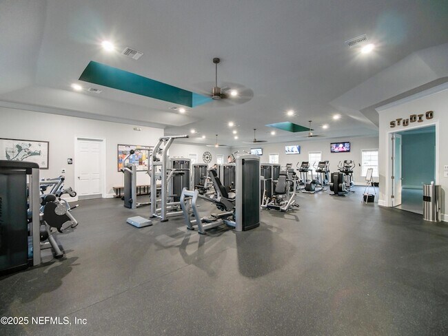 Building Photo - 945 Registry Blvd