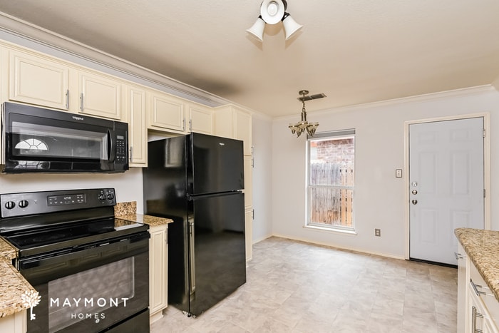 Building Photo - 716 Stonedale Dr