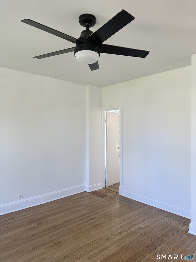 Building Photo - 42 1st St