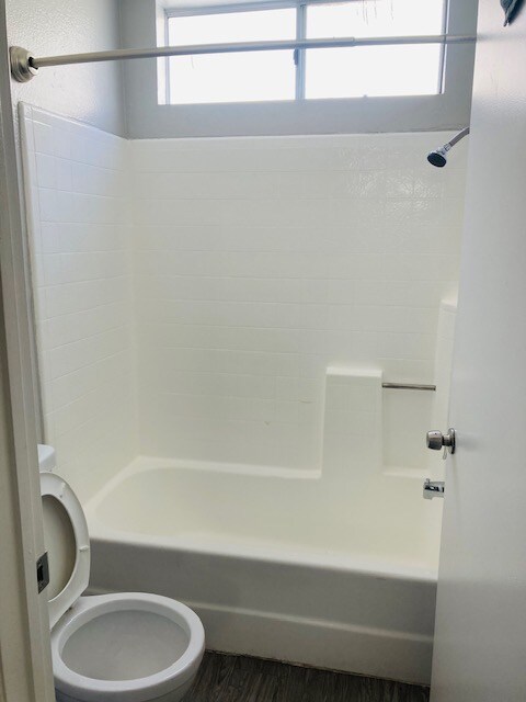 Building Photo - 2642 S Sepulveda Blvd