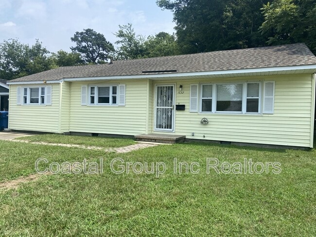 Building Photo - 1632 Janke Rd
