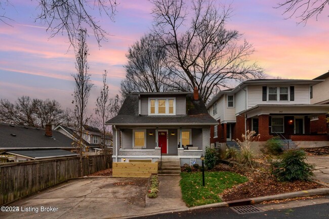 Building Photo - 248 Kennedy Ave