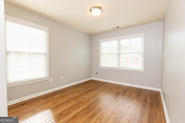 Building Photo - 1705 Barfield Run NW