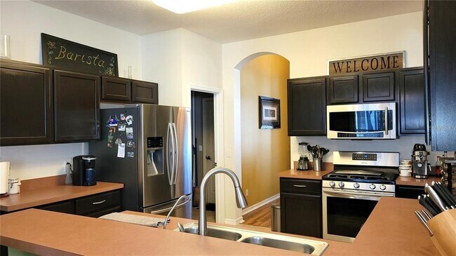 Building Photo - 162 Crystal Oak Dr