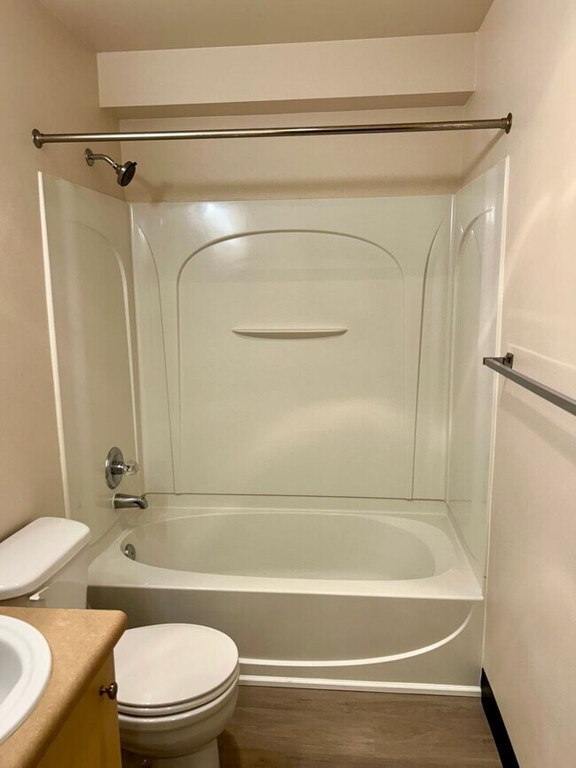Interior Photo - 1700 Madison Apartments