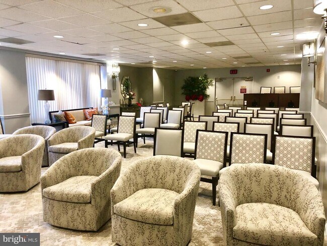 Building Photo - 3310 N Leisure World Blvd