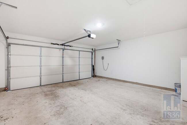 Building Photo - 5913 Toscana Trace