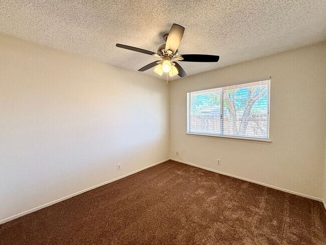 Building Photo - 9472 Wasco Ave