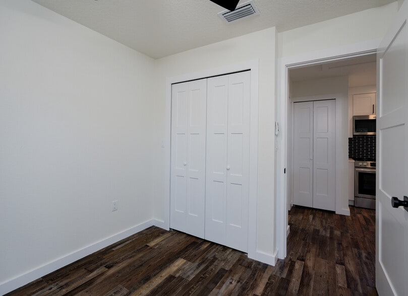 Building Photo - 4825 5th St N