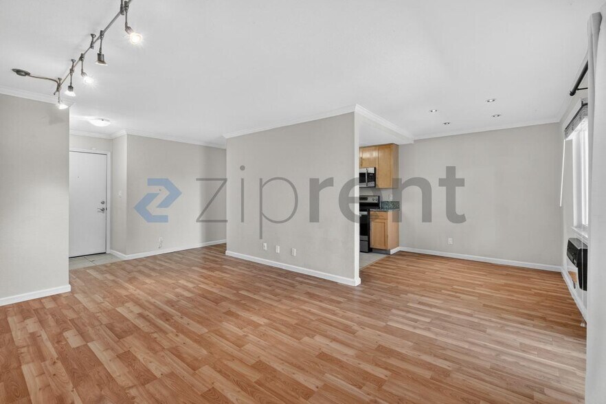 Building Photo - Unit apt 1