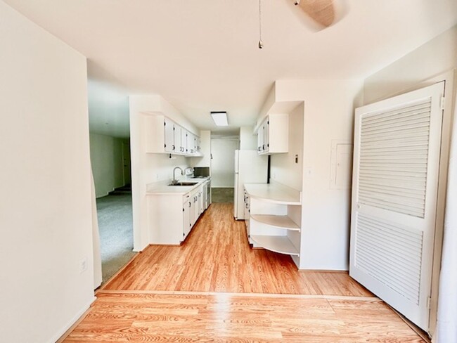 Building Photo - Welcome to your hidden Oasis!