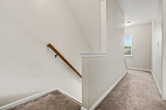 Building Photo - 519 Byler Cir