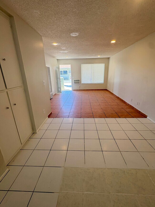 Building Photo - 22877 Adrienne Ave