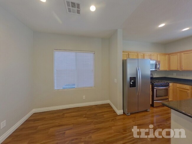 Building Photo - 8081 Celina Hills St