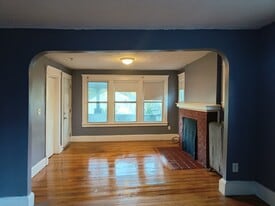 Building Photo - 92 Clifton Ave