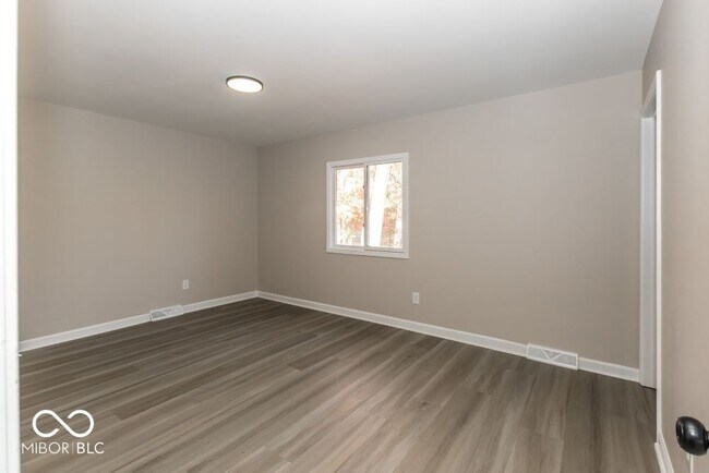 Building Photo - 1605 Cool Creek Dr